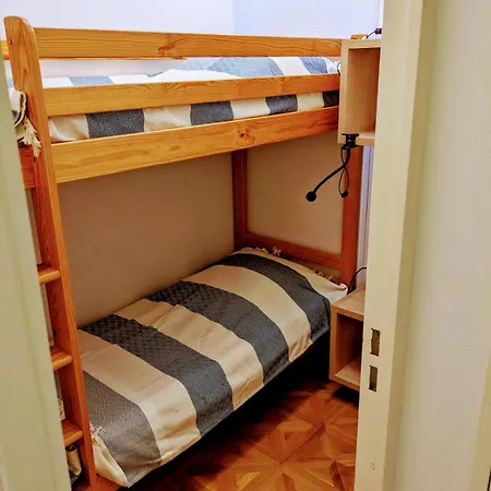 House With Terrace And Access On Foot Сasa de vacaciones *